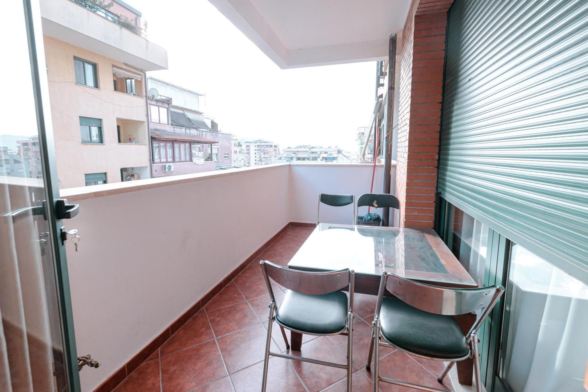 Boutique Hotel Whisky Tirana Quarto foto